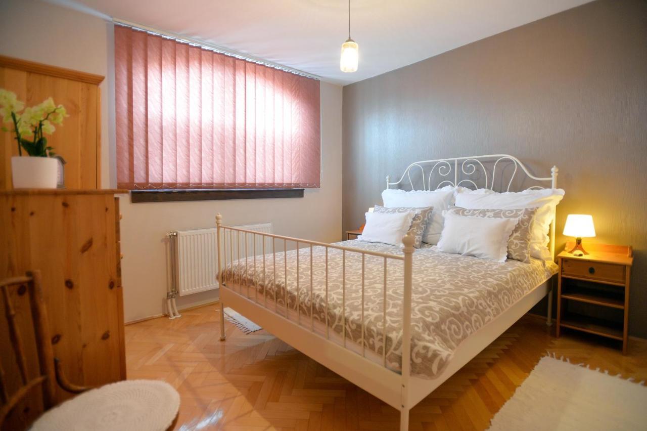 Mi12 Apartman Eger Kültér fotó