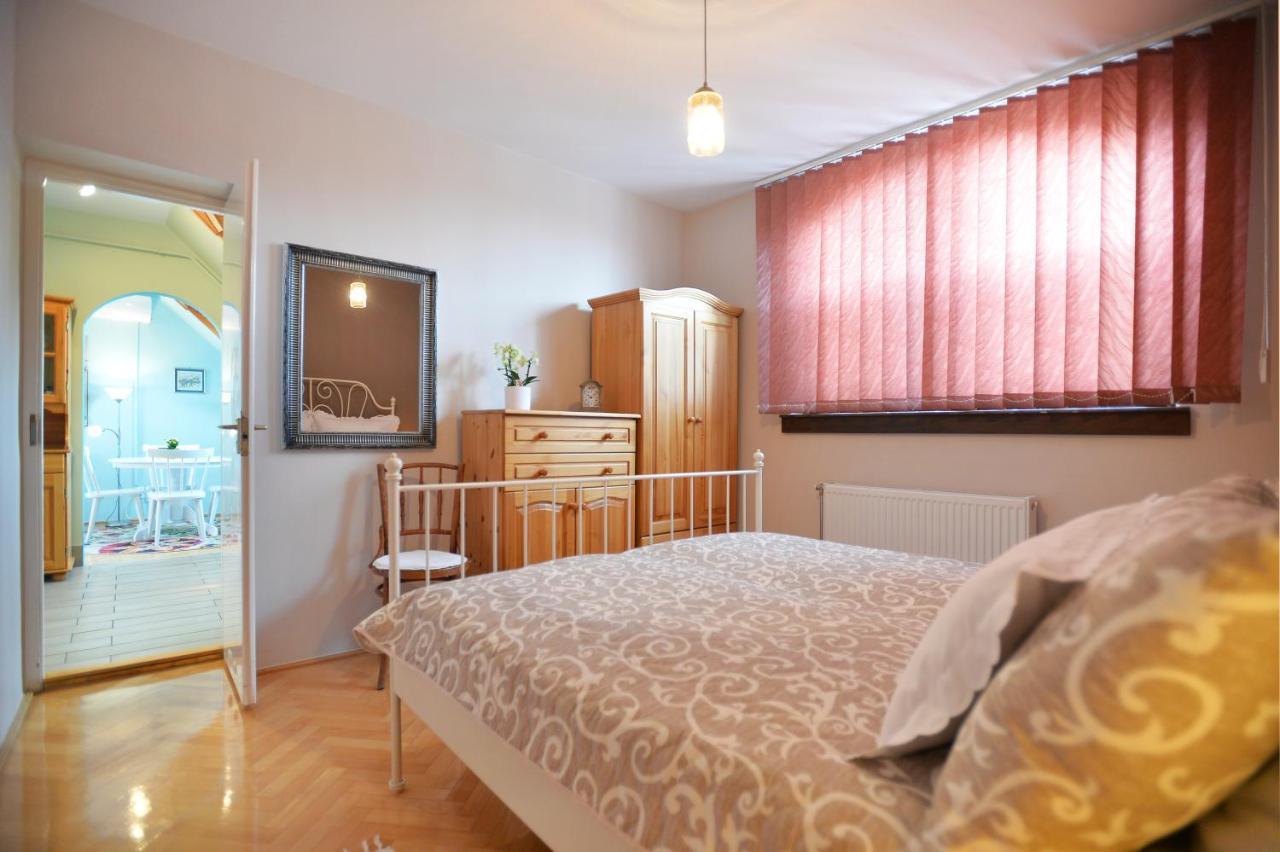 Mi12 Apartman Eger Kültér fotó